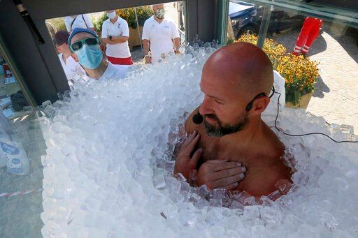 Austrian man spends 2.5 hours in box filled with ice cubes