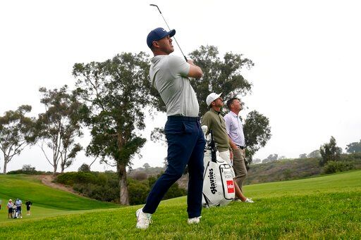 The Latest: US Open finally starts after 90-minute delay ...