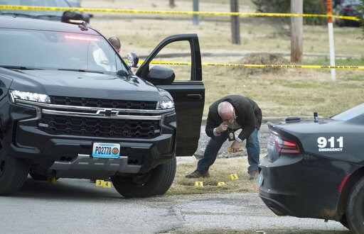 Joplin mayor: Rally behind slain and wounded officers - Vimarsana News