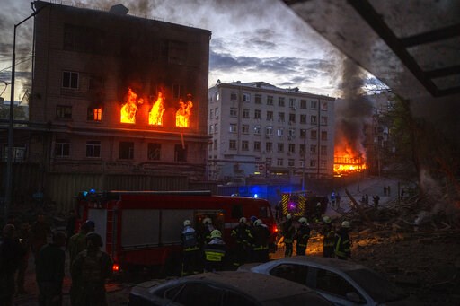Live updates | Analyst: Kyiv strike shows no Russian let-up - Vimarsana News
