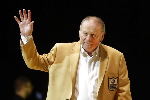 Hall of Fame Chiefs quarterback Len Dawson dies at 87 - Vimarsana News