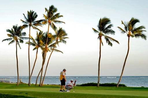 Jordan Spieth je súčasťou trojboja na Sony Open