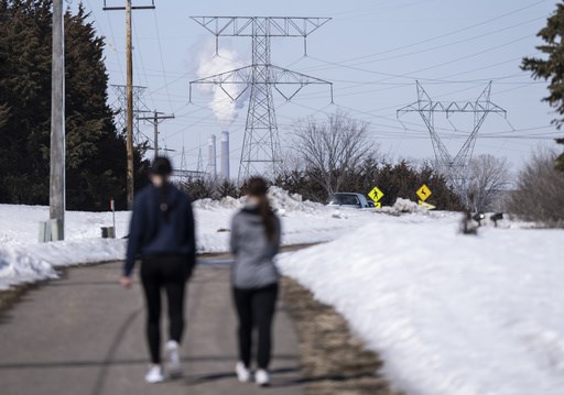 Minnesota nuclear plant shuts down for leak; residents worry - Vimarsana News