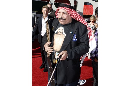 The Iron Sheik, charismatic former pro wrestling villain and Twitter personality, dies at 81 - Vimarsana News