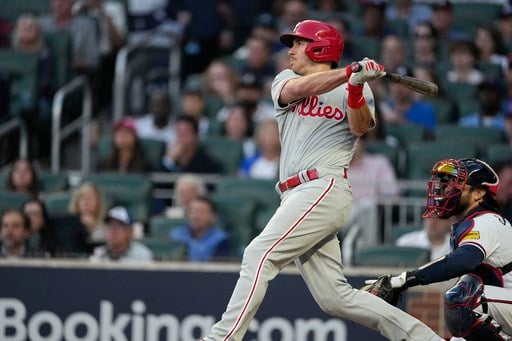 Phillies swinging for the fence against struggling Cardinals