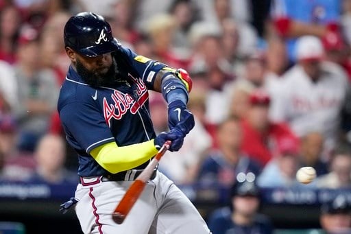 Bryce Harper slugs 2 more homers as Phillies pound Braves 10-2 in Game 3 of  NL Division Series – KXAN Austin