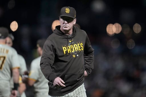 Padres' uniforms enter uncharted waters