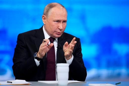 Vladimir Putin: Chess Is the Most Intellectual Sport