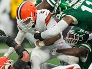 Browns sticking with Dillon Gabriel over Shedeur Sanders at quarterback after loss to Jets