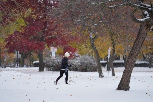 Arctic air hits much of the US, bringing snow to some areas and very chilly temperatures to Florida