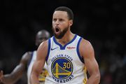 Curry's 46 points leads Warriors to 125-120 victory over Spurs despite Wembanyama's triple-double