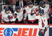 Ovechkin has 3 goals and an assist in Capitals' win to move into 10th place on NHL points list