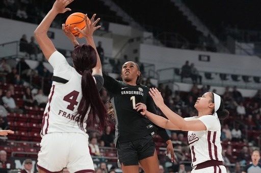 Blakes scores 38 points, No. 5 Vanderbilt beats Mississippi State for first 18-0 start