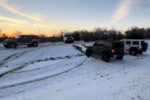 Powerful storm threatens East Coast including parts unaccustomed to heavy snow