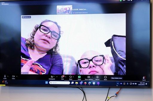 Teen daughter of a Chicago man detained in an immigration case dies from a rare cancer