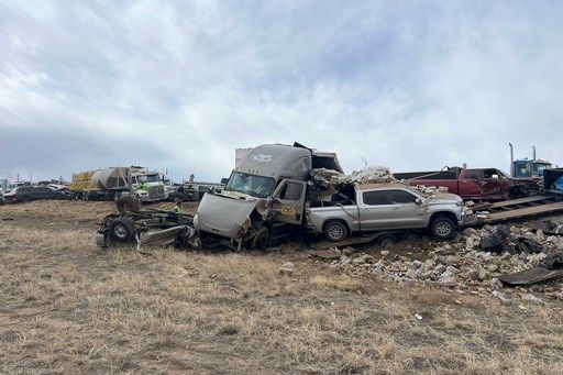 4 dead in pileup of over 30 vehicles in 'brown out' conditions on Colorado interstate
