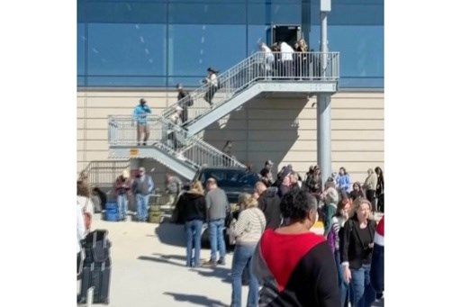 Kansas City airport reopens hours after an evacuation as a potential threat was investigated