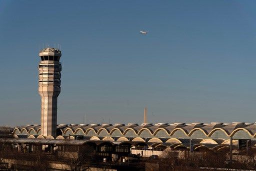 FAA mandates radar separation for helicopters and planes after deadly DC midair collision